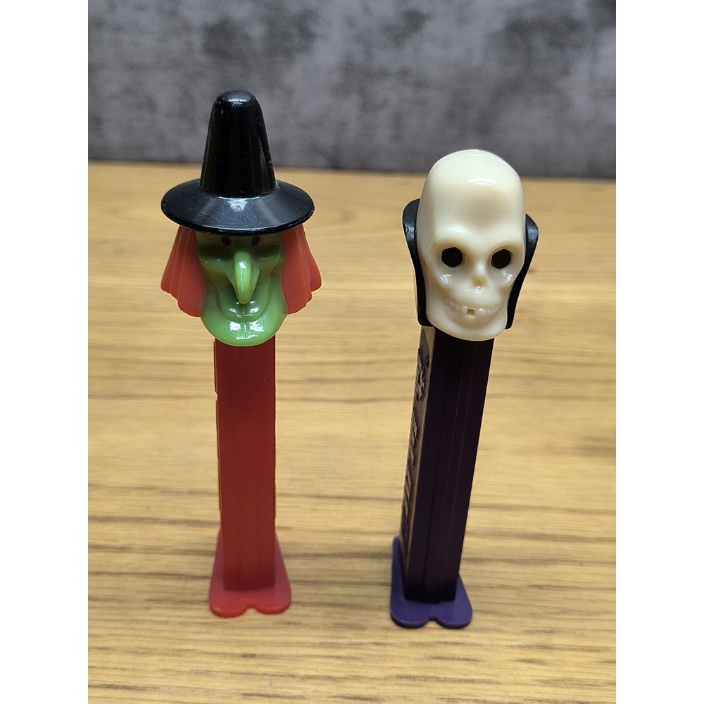 Lot of 2 Halloween Vintage Pez Dispensers